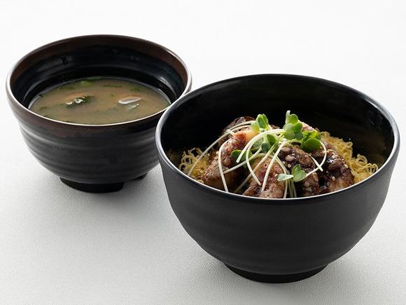 たこのから揚げ丼