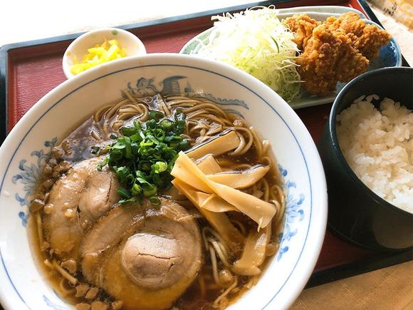 ラーメンとからあげセット