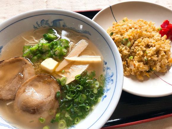 こってり塩ラーメンセット（炒飯付）