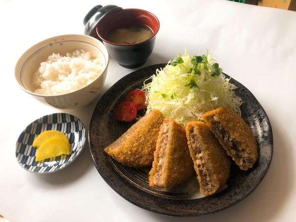 池口精肉店ミンチカツ定食