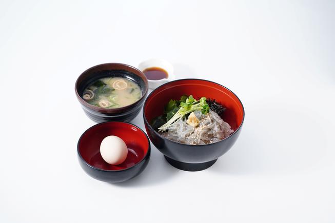 淡路島生しらす丼