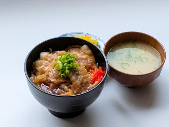 岩城島産レモンポーク丼