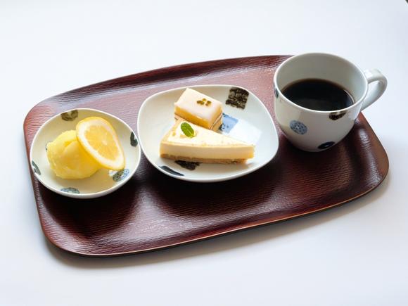 瀬戸内レモンケーキセット　※11:00～ 数量限定販売