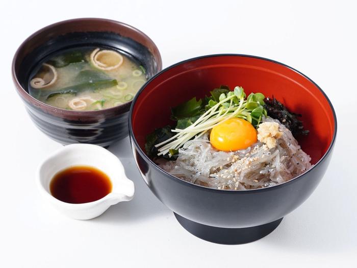 淡路島生しらす丼