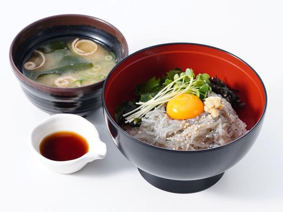 淡路島生しらす丼