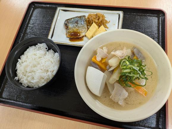 こじとん豚汁定食（鯖の照焼き）